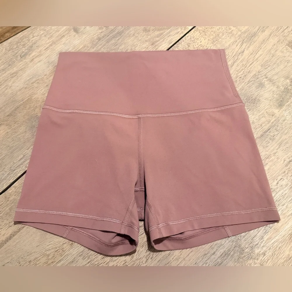 Lululemon Align 4” High Rise Short - Picture 3 of 6
